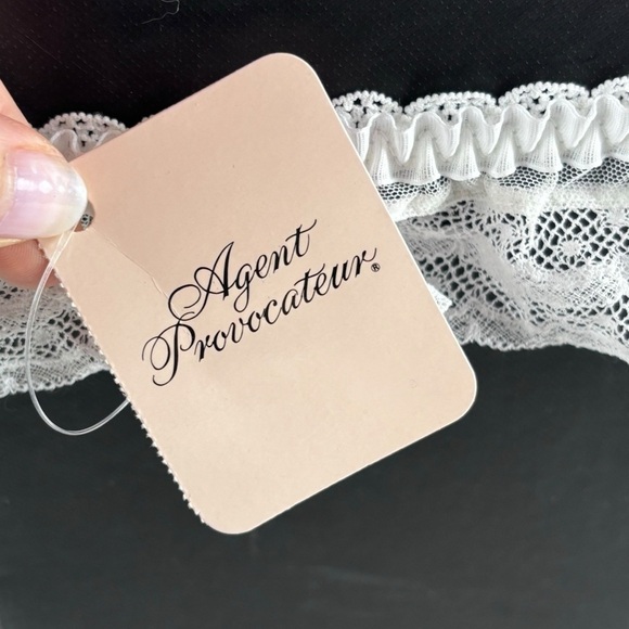 AGENT PROVOCATEUR WHITE LACE SEXY BRIDAL BEDROOM GARTER - Picture 7 of 9